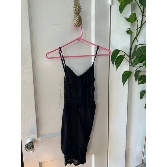 Tic Toc Women’s size Small Black lingerie bodysuit - Picture 1 of 8